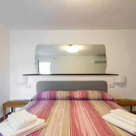招待所 Le Indipendenti Con Uso Di Cucina E Terrazza Attrezzata 3*