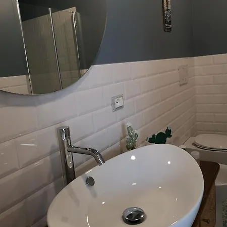 Le Doppia Con Bagno Privato E Terrazza Vendégház 3*