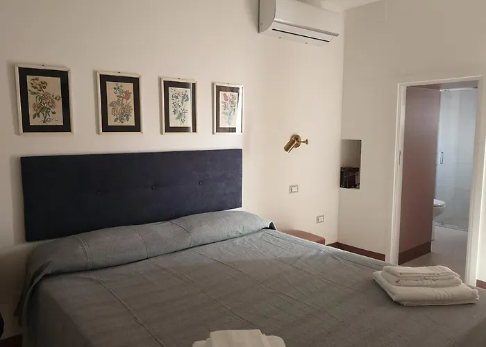 Konukevi Le Doppia Con Bagno Privato E Terrazza Casarano